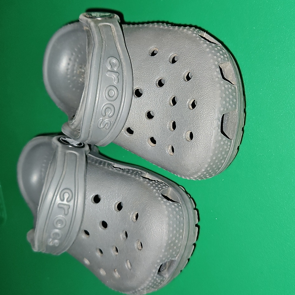 Crocs Kids Classic Clog - Gray, Size 5C